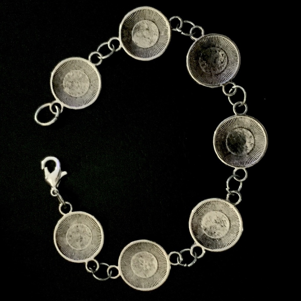 Bracelet - Picture 2 of 4